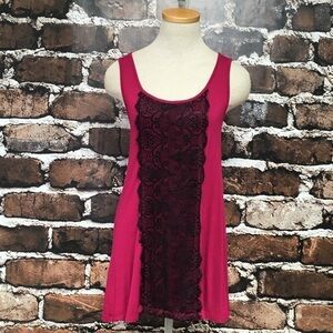 Just Ginger Tank Top Pink Black Lace Medium